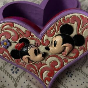 Rare! Disney Jim Shore “love keeper” trinket box